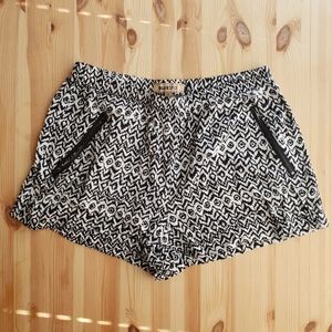 📦Patterned Shorts📦